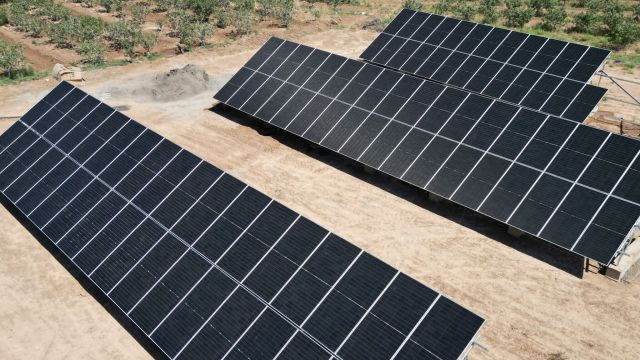 نیروگاه خورشیدی 60کیلو وات باغ پسته حمزه