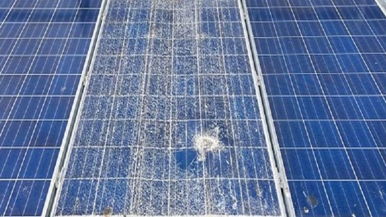 در صورت شکستن بخشی از پنل چه اتفاقی می افتد؟