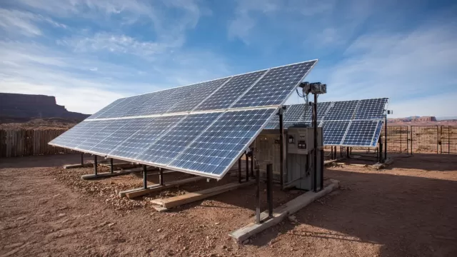 ژنراتور های خورشیدی